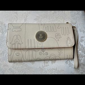 Jungalow by Justina Blakeney travel wallet